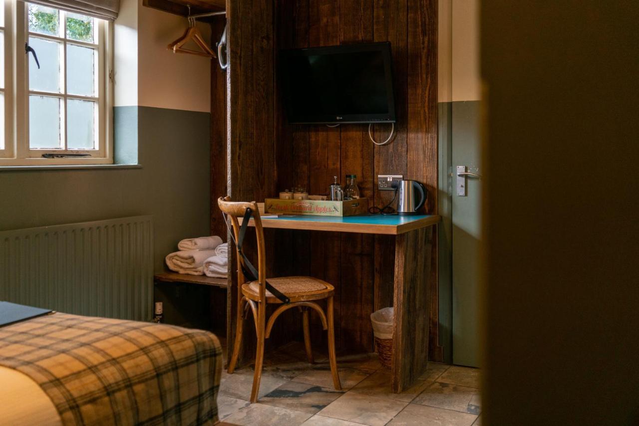 Bourne Valley Inn Saint Mary Bourne Zewnętrze zdjęcie